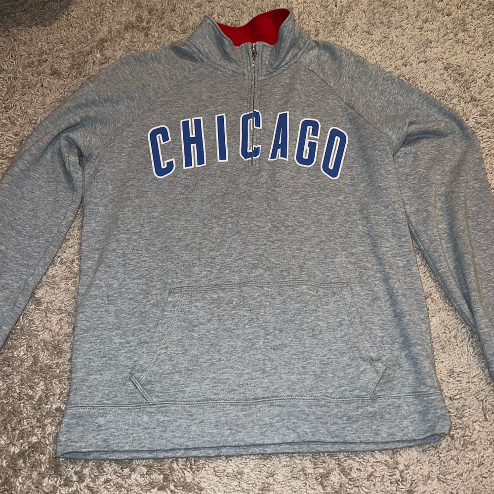 Woman’s Victorias secret pink sweatshirt